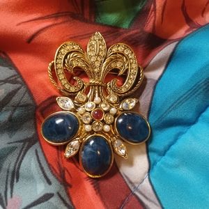 1 of 100 made Avon brooch